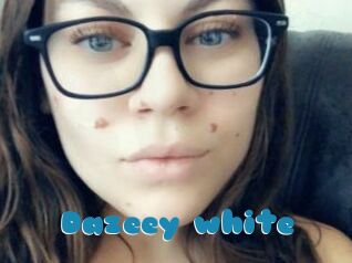 Dazeey_white