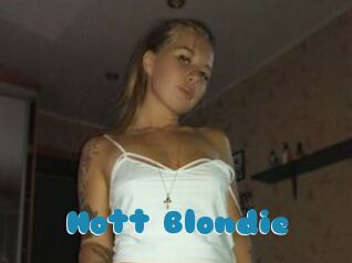 Hott_Blondie