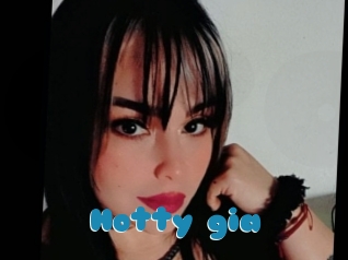 Hotty_gia