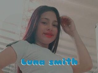 Luna_smith