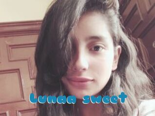 Lunaa_sweet