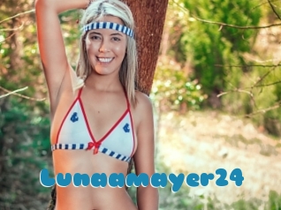 Lunaamayer24