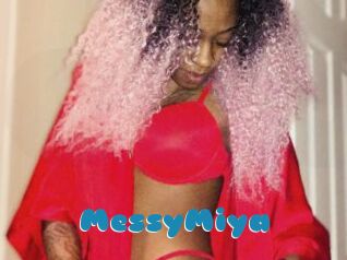 MessyMiya