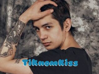 TiknomKiss