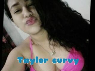 Taylor_curvy